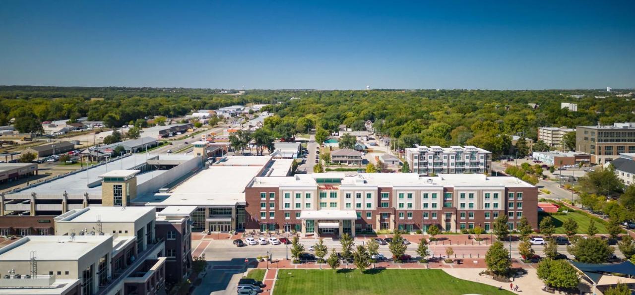 Hilton Garden Inn Manhattan Kansas Exteriör bild