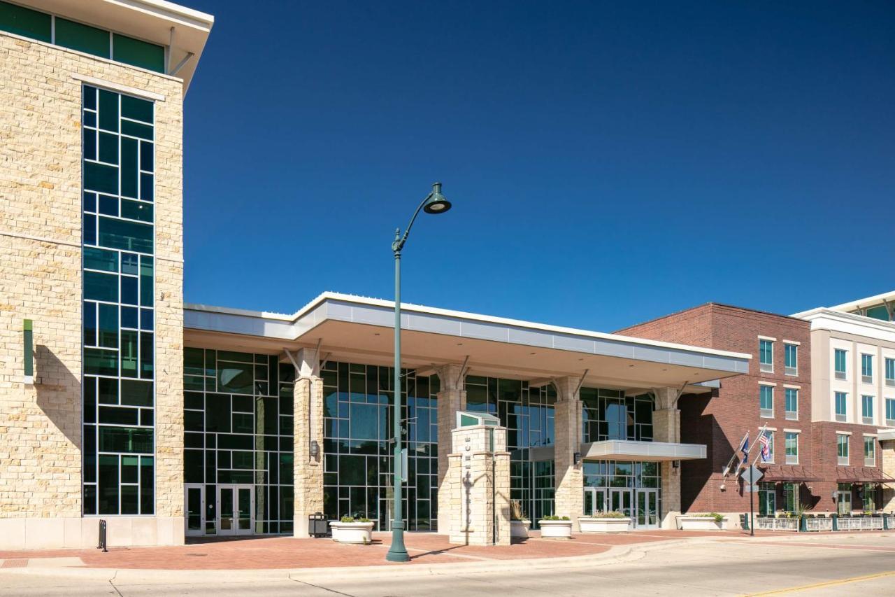 Hilton Garden Inn Manhattan Kansas Exteriör bild